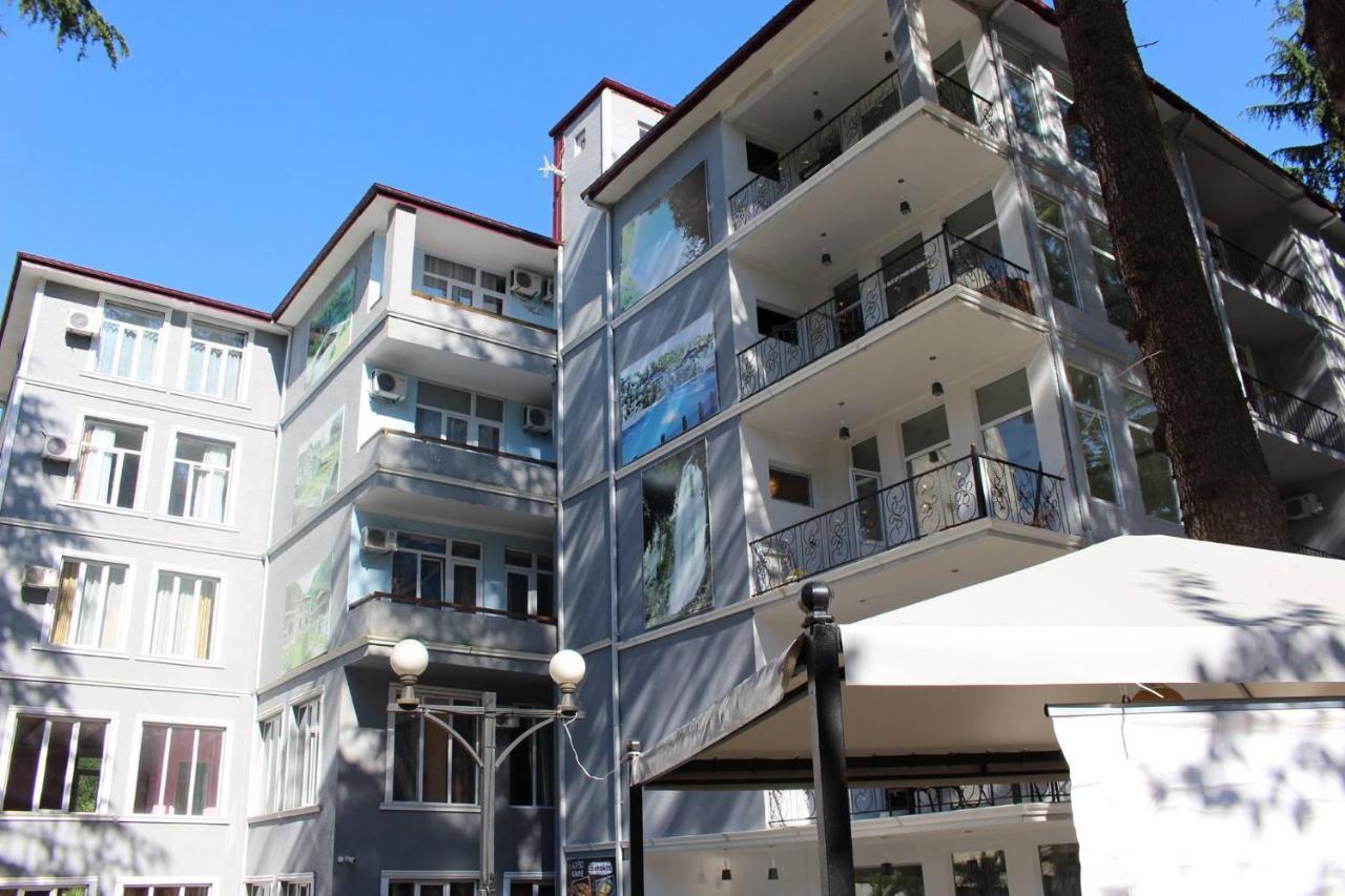 Hotel Nine Brothers Makhinjauri Exteriér fotografie